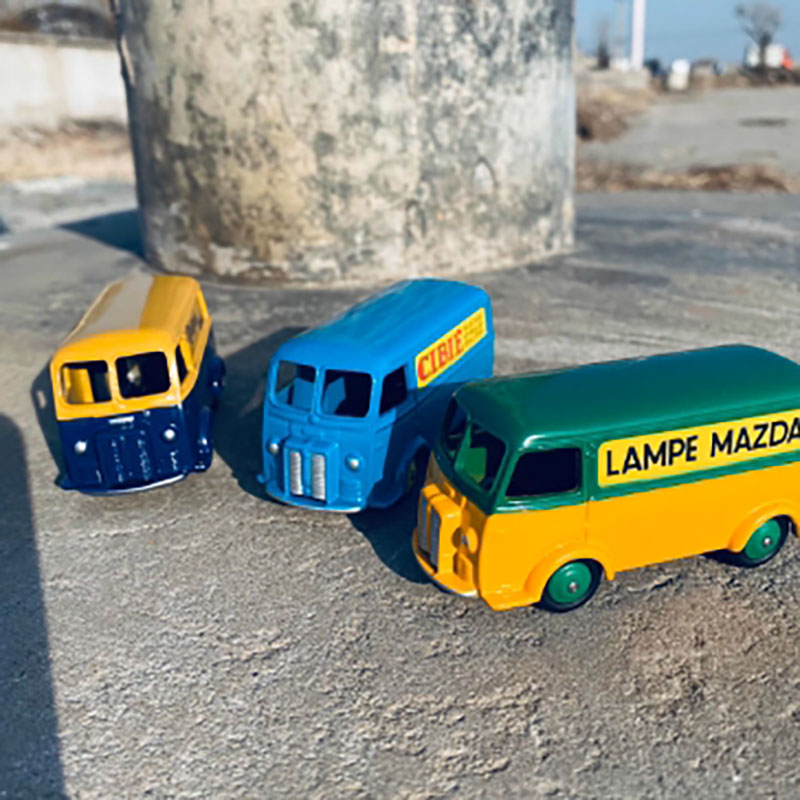 Maßstab 1:64 Dinky Toys Legier – Party Games Bus Bewertung und Preis